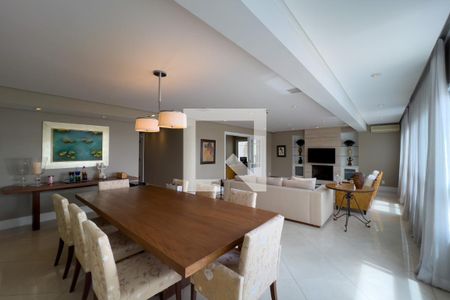 Sala de casa à venda com 4 quartos, 380m² em Vila Mariana, São Paulo