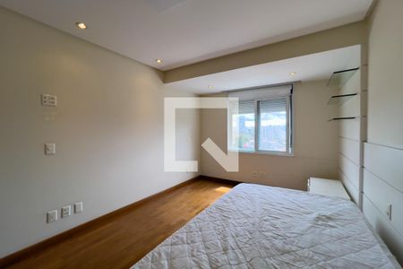 Casa à venda com 380m², 4 quartos e 6 vagasQuarto 3