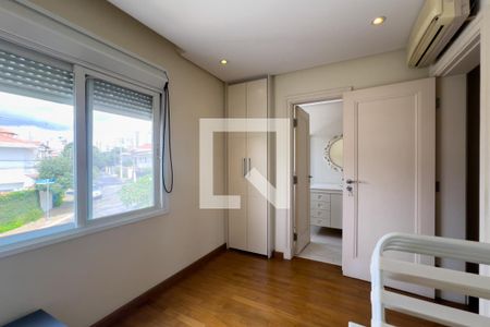 Casa à venda com 380m², 4 quartos e 6 vagasQuarto 4