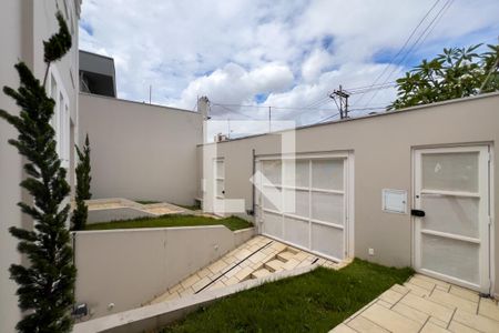 Casa à venda com 380m², 4 quartos e 6 vagasFachada