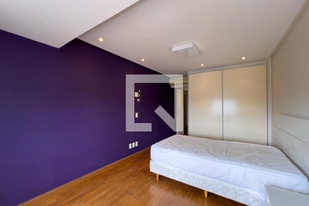 Casa à venda com 380m², 4 quartos e 6 vagasQuarto 2