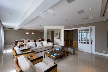 Sala de casa à venda com 4 quartos, 380m² em Vila Mariana, São Paulo