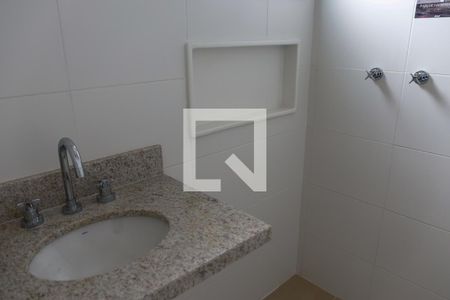 Apartamento à venda com 95m², 2 quartos e 2 vagasBanheiro da Suíte 2