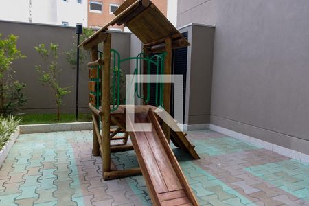 Apartamento à venda com 95m², 2 quartos e 2 vagasÁrea comum - Playground
