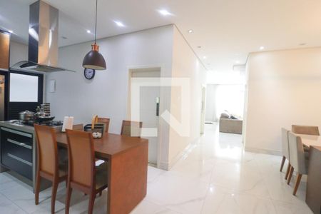 Casa de condomínio para alugar com 285m², 4 quartos e 2 vagasÁrea gourmet