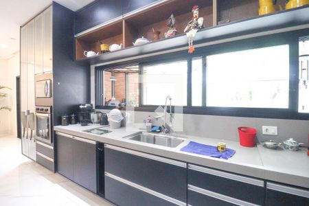 Casa de condomínio para alugar com 285m², 4 quartos e 2 vagasCozinha