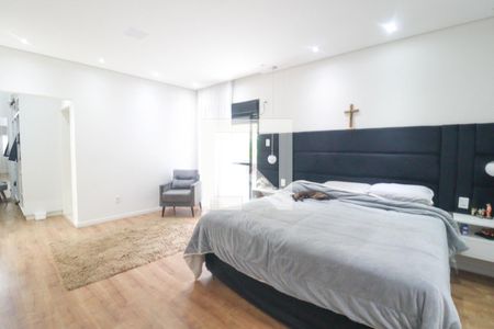 Casa de condomínio para alugar com 285m², 4 quartos e 2 vagasQuarto