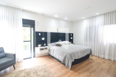 Casa de condomínio para alugar com 285m², 4 quartos e 2 vagasQuarto