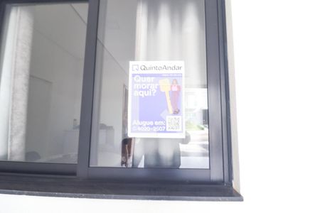 Casa de condomínio para alugar com 285m², 4 quartos e 2 vagasPlaca