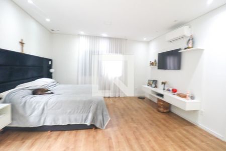 Casa de condomínio para alugar com 285m², 4 quartos e 2 vagasQuarto