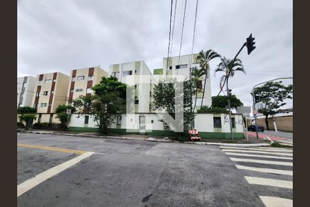 Apartamento à venda com 50m², 2 quartos e 1 vaga Apartamento à venda com 50m², 2 quartos e 1 vagaFachada