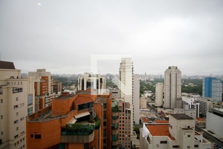 Apartamento à venda com 85m², 2 quartos e 4 vagas Apartamento à venda com 85m², 2 quartos e 4 vagasVista da Suíte 2