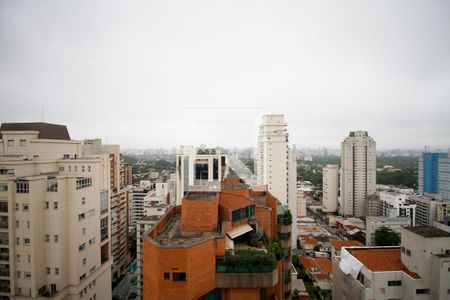 Apartamento à venda com 85m², 2 quartos e 4 vagas Apartamento à venda com 85m², 2 quartos e 4 vagasVista da Suíte 1