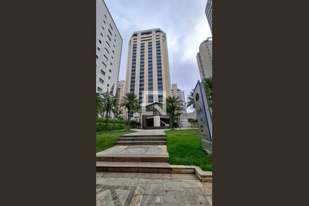 Apartamento à venda com 85m², 2 quartos e 4 vagas Apartamento à venda com 85m², 2 quartos e 4 vagasFachada do Prédio