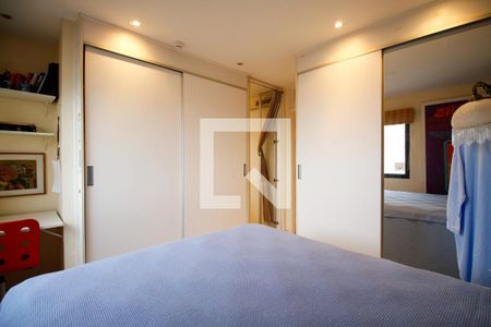 Apartamento à venda com 85m², 2 quartos e 4 vagas Apartamento à venda com 85m², 2 quartos e 4 vagasSuíte 1