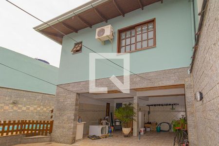 Garagem de casa à venda com 3 quartos, 125m² em Bairro Fátima, Canoas