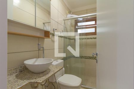 Banheiro de casa à venda com 3 quartos, 125m² em Bairro Fátima, Canoas