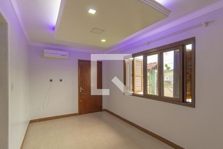 Sala de casa à venda com 3 quartos, 125m² em Rio Branco, Canoas