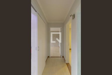 Corredor de casa à venda com 3 quartos, 125m² em Bairro Fátima, Canoas
