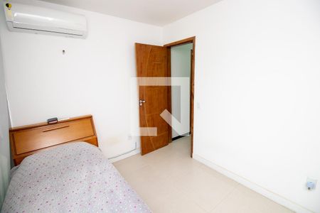 Casa de condomínio à venda com 280m², 4 quartos e 2 vagasQuarto 2