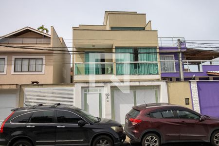 Casa de condomínio à venda com 280m², 4 quartos e 2 vagasFachada