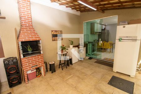 Casa de condomínio à venda com 280m², 4 quartos e 2 vagasÁrea gourmet