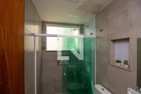 Casa de condomínio à venda com 280m², 4 quartos e 2 vagasBanheiro social