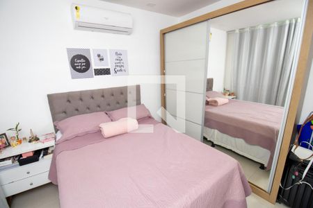 Casa de condomínio à venda com 280m², 4 quartos e 2 vagasQuarto 3