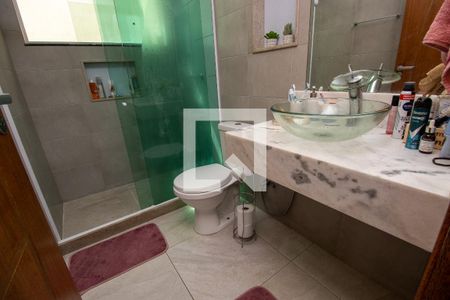 Casa de condomínio à venda com 280m², 4 quartos e 2 vagasBanheiro social