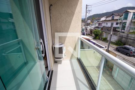 Casa de condomínio à venda com 280m², 4 quartos e 2 vagasSacada