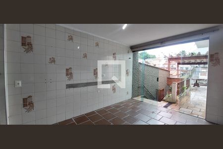 Casa para alugar com 50m², 1 quarto e 1 vagaQuintal