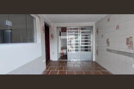 Casa para alugar com 50m², 1 quarto e 1 vagaQuintal