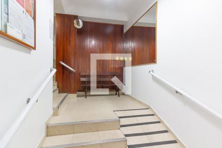 Apartamento à venda com 84m², 2 quartos e sem vagaHall social