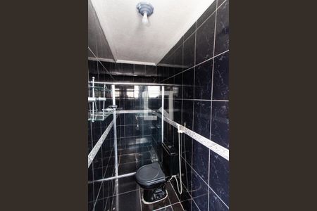 Banheiro da Suíte de casa à venda com 3 quartos, 400m² em Vila Ede, São Paulo