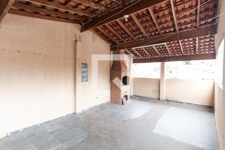 Casa à venda com 400m², 3 quartos e 2 vagasQuintal