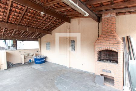 Casa à venda com 400m², 3 quartos e 2 vagasQuintal