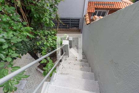 Casa à venda com 500m², 5 quartos e 2 vagasEscada