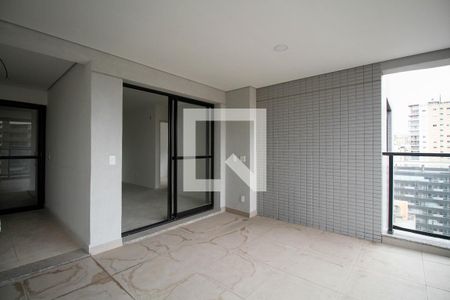 Apartamento à venda com 74m², 2 quartos e 1 vagaVaranda
