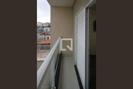 Casa à venda com 115m², 3 quartos e 2 vagasVaranda