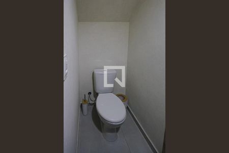 Casa à venda com 115m², 3 quartos e 2 vagasLavabo