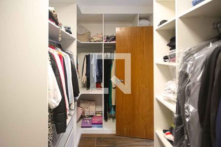 Casa à venda com 115m², 3 quartos e 2 vagasCloset