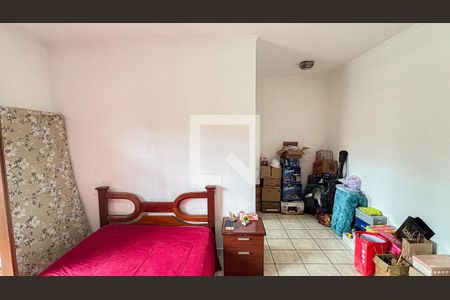 Casa à venda com 200m², 3 quartos e 2 vagasSuite