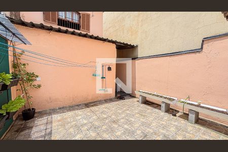 Casa à venda com 200m², 3 quartos e 2 vagasQuintal