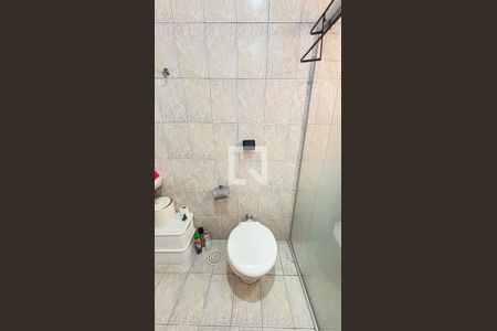 Casa à venda com 200m², 3 quartos e 2 vagasBanheiro 1