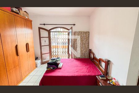 Casa à venda com 200m², 3 quartos e 2 vagasSuite