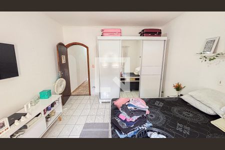 Casa à venda com 200m², 3 quartos e 2 vagasQuarto 1