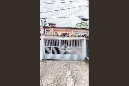 Casa à venda com 200m², 3 quartos e 2 vagasFachada