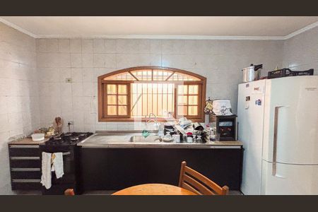 Casa à venda com 200m², 3 quartos e 2 vagasCozinha