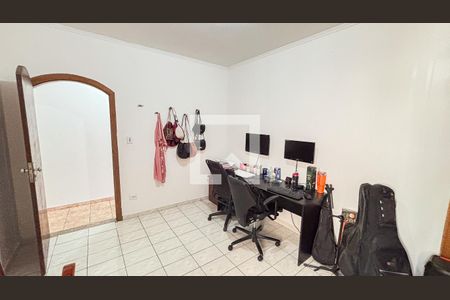 Casa à venda com 200m², 3 quartos e 2 vagasQuarto 2