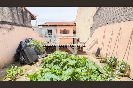 Casa à venda com 200m², 3 quartos e 2 vagasQuintal